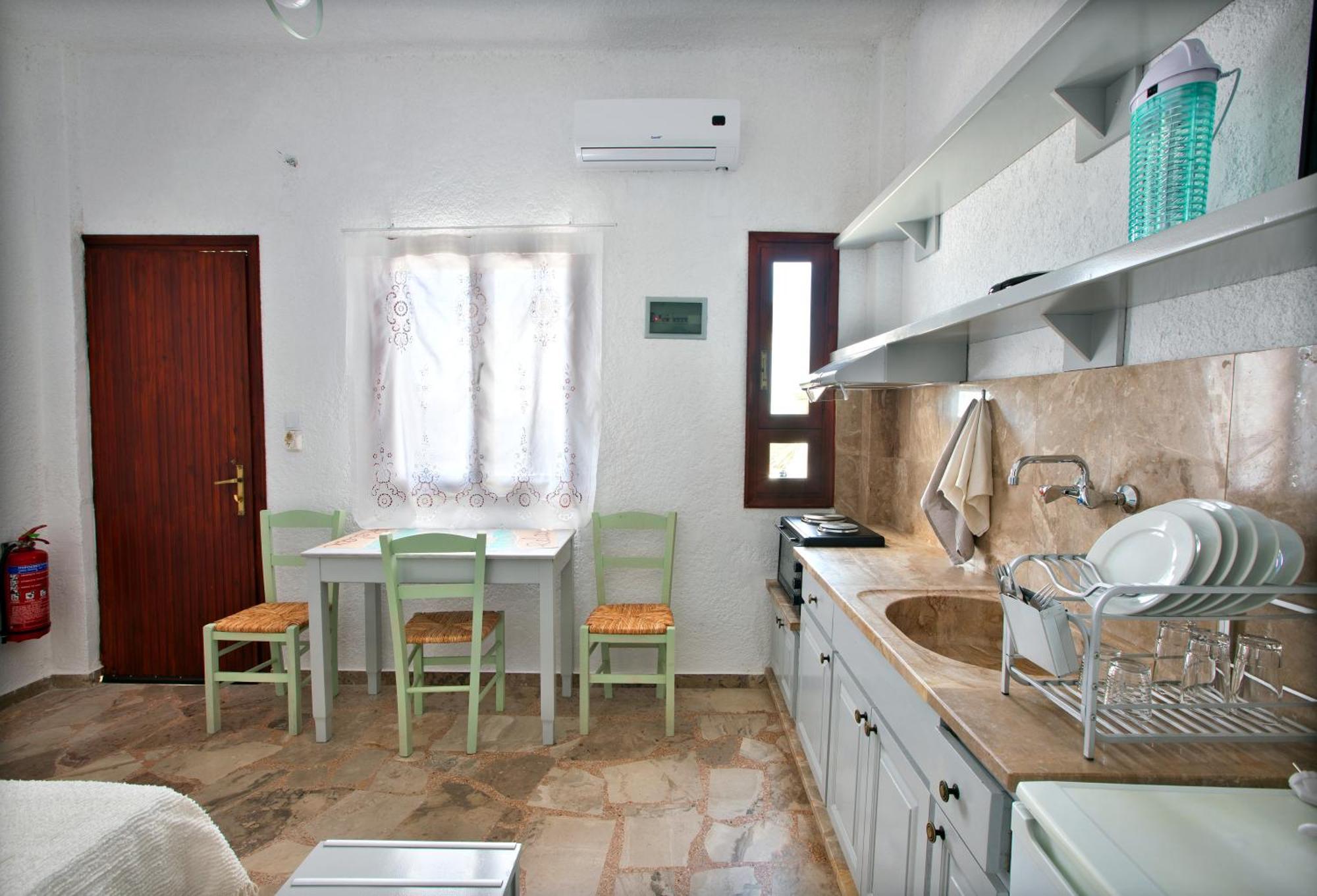 New Aurora Apts Studios フェルマ エクステリア 写真